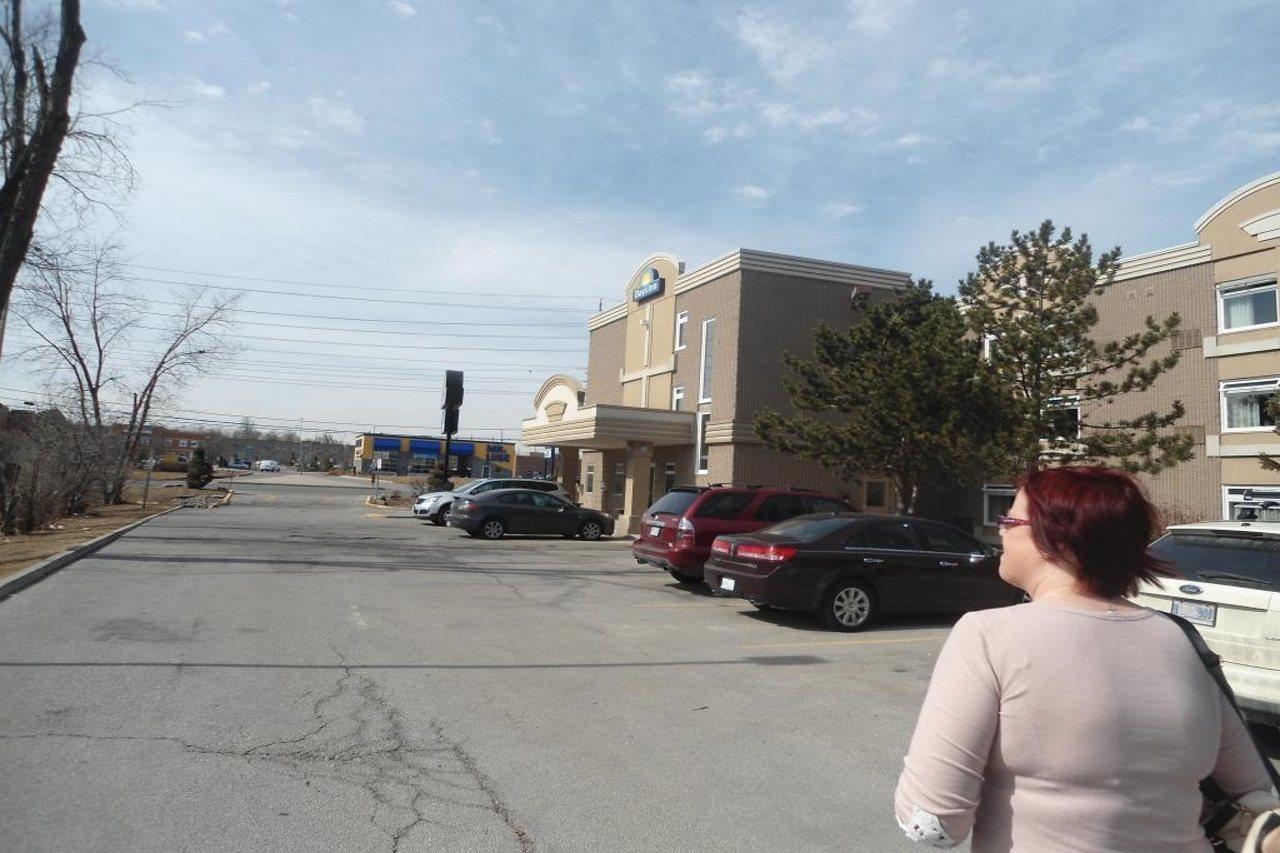 Days Inn By Wyndham Toronto West Mississauga Eksteriør bilde