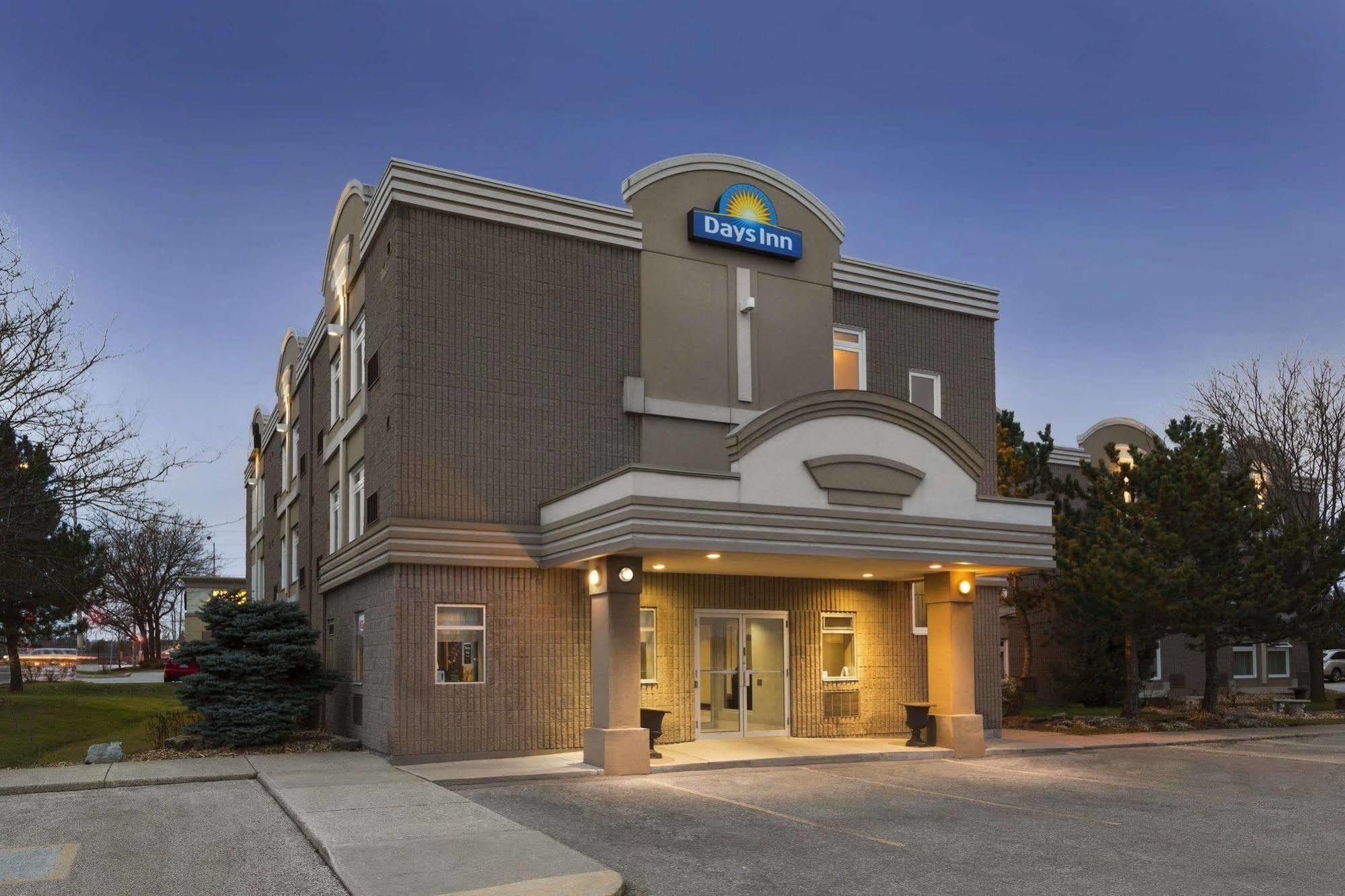 Days Inn By Wyndham Toronto West Mississauga Eksteriør bilde